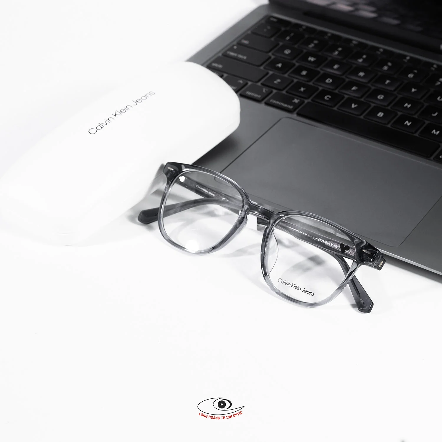  Long Hoàng Thành Địa chỉ mua gọng kính chính hãng Calvin Klein CKJ23667LB_50_020
