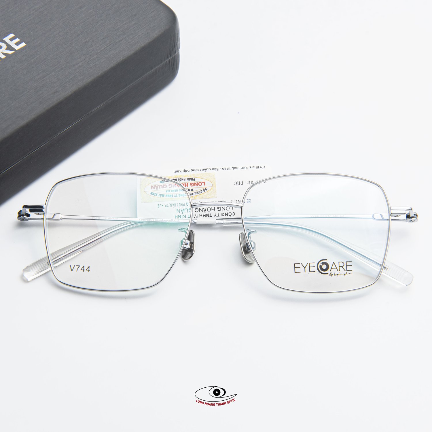 Gọng kính cận Eyecare vuông bầu - Phù hợp khuôn mặt góc cạnh