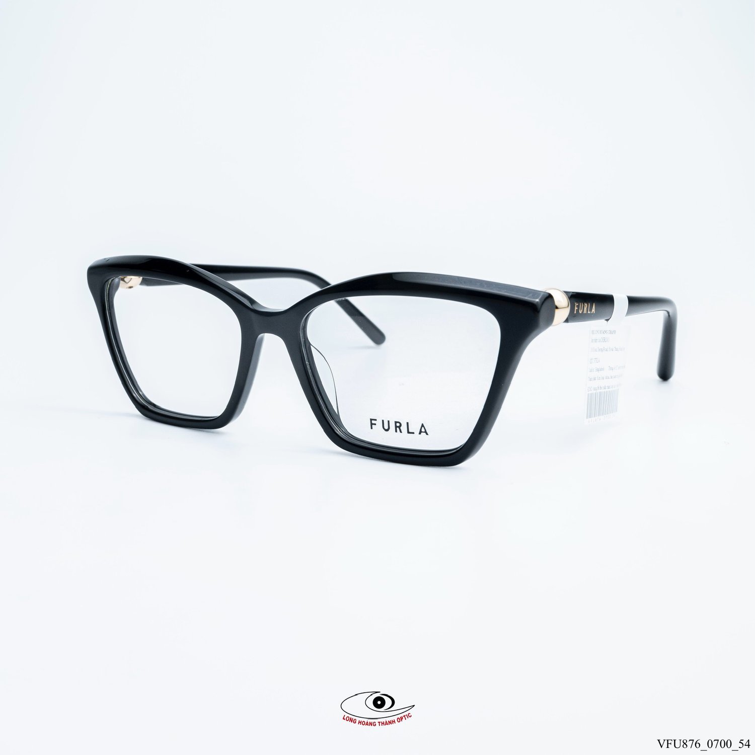 Gọng kính Furla VFU876 dáng mắt mèo đen bằng acetate cao cấp, chi tiết vàng gold tinh tế, tôn vinh vẻ đẹp thời thượng.
