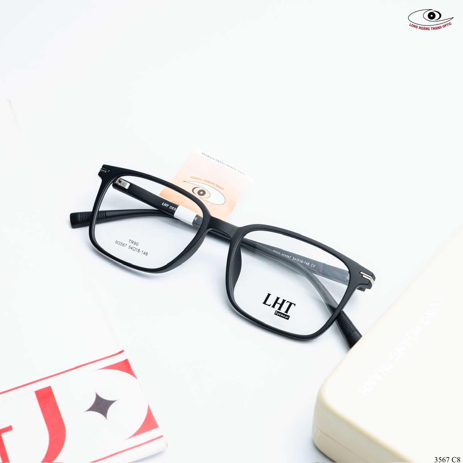 gọng kính cận nguyên viền đen cổ điển