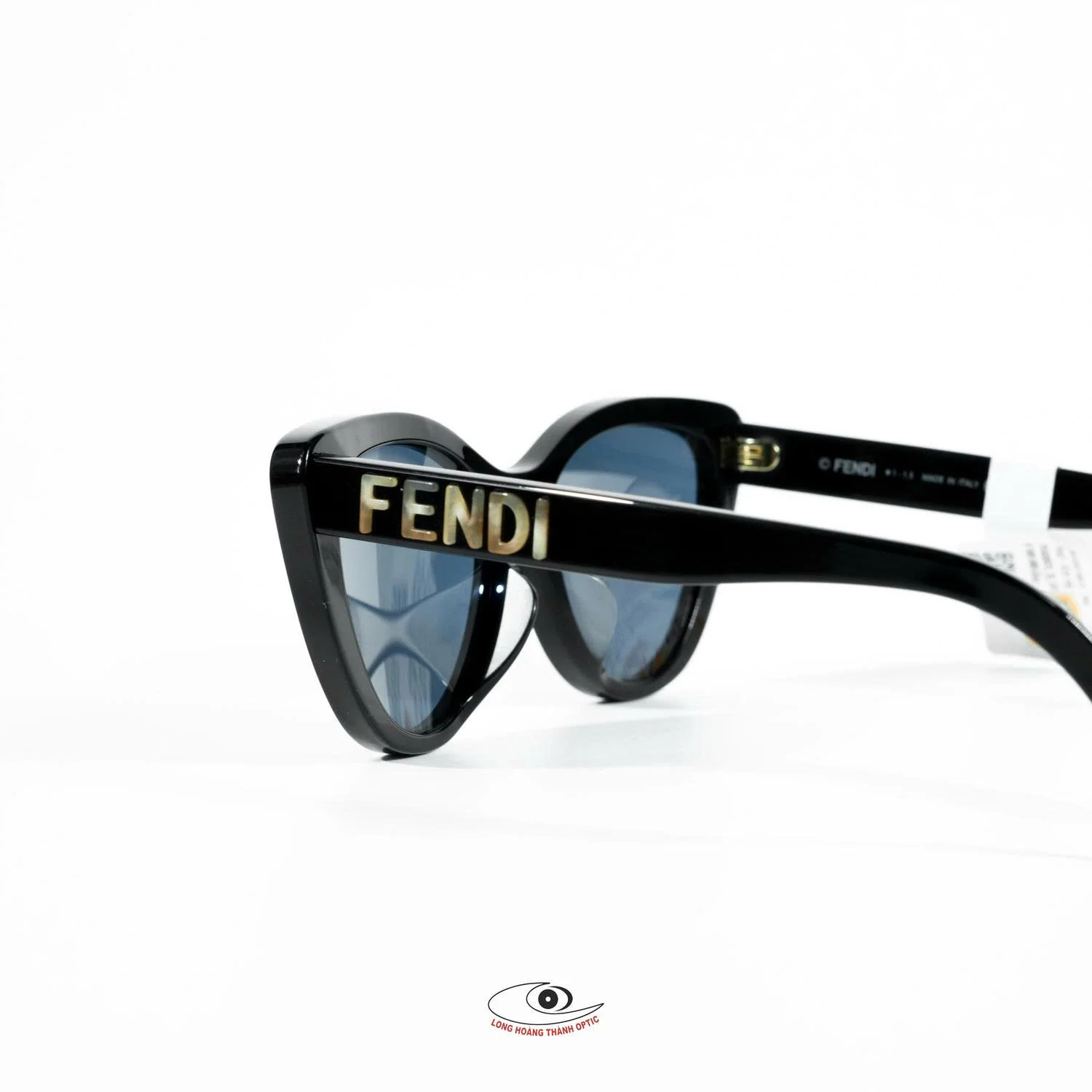 Bảng giá Kính mát nữ Fendi FE40087U_55_01V tại Huế, Đà Nẵng