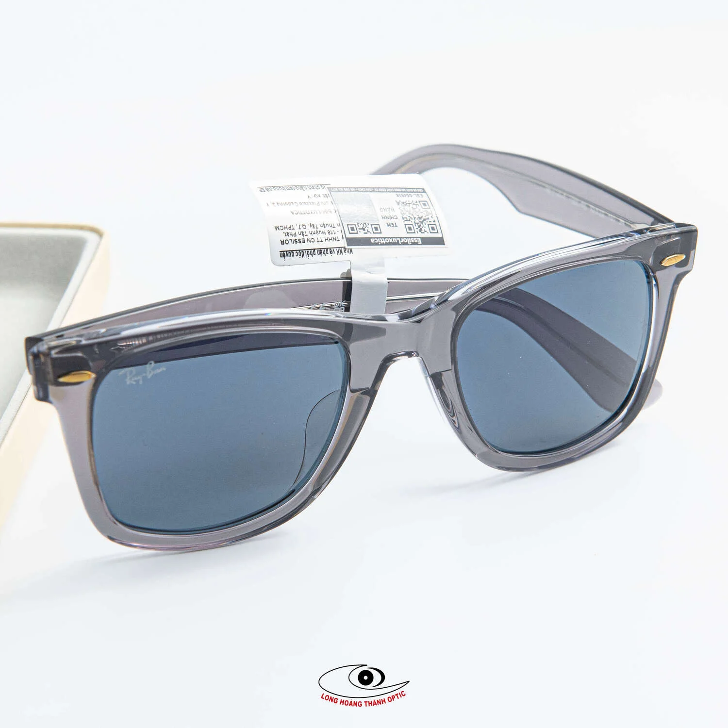 Địa chỉ mua kính râm hàng hiệu Ray-Ban giá tốt nhất tại Huế Đà Nẵng
